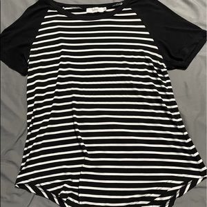 Black & white stripe top